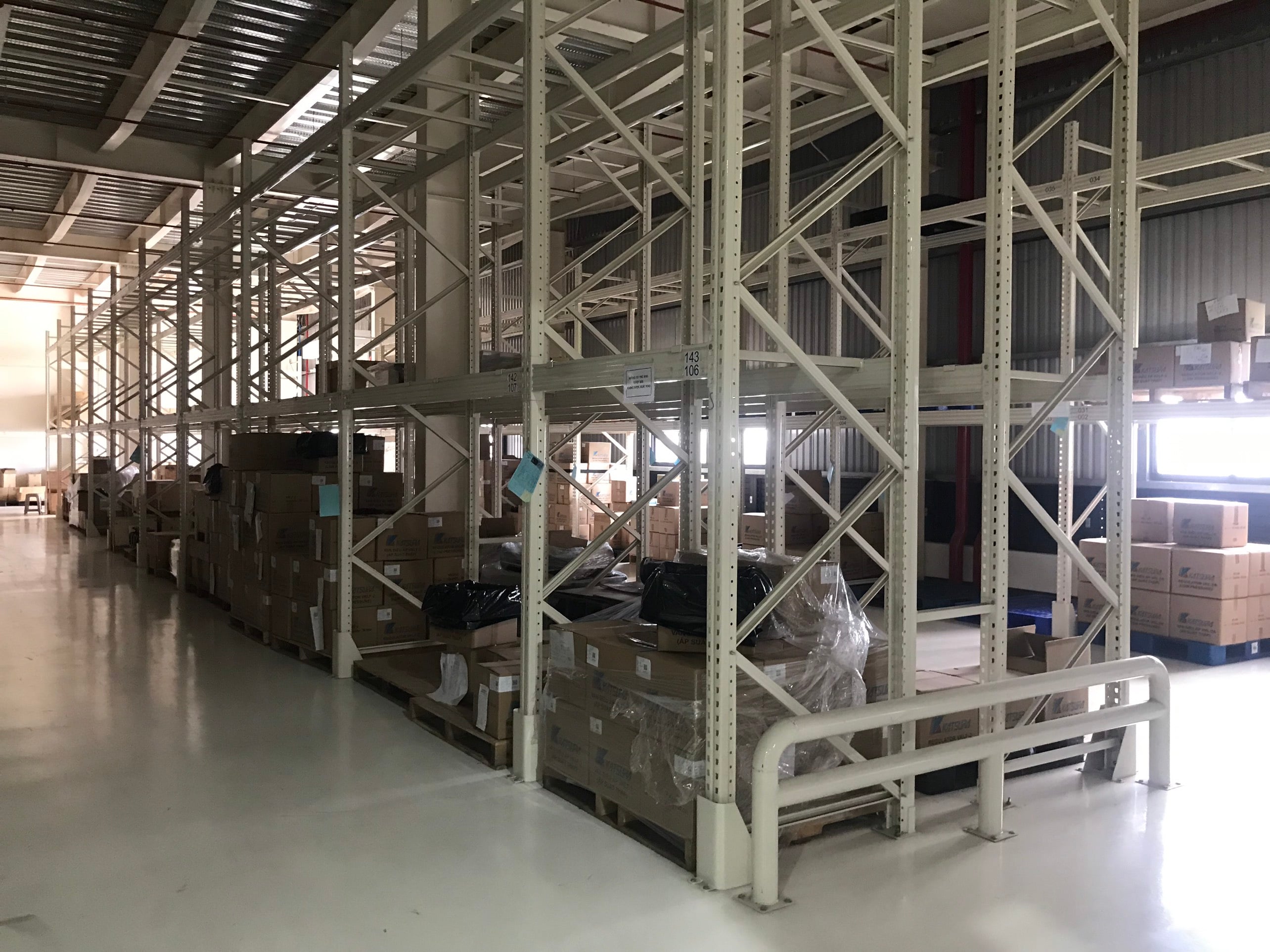 Warehouse 1.jpg